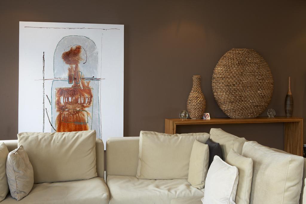 Marine Square Luxury Suites Hermanus Extérieur photo